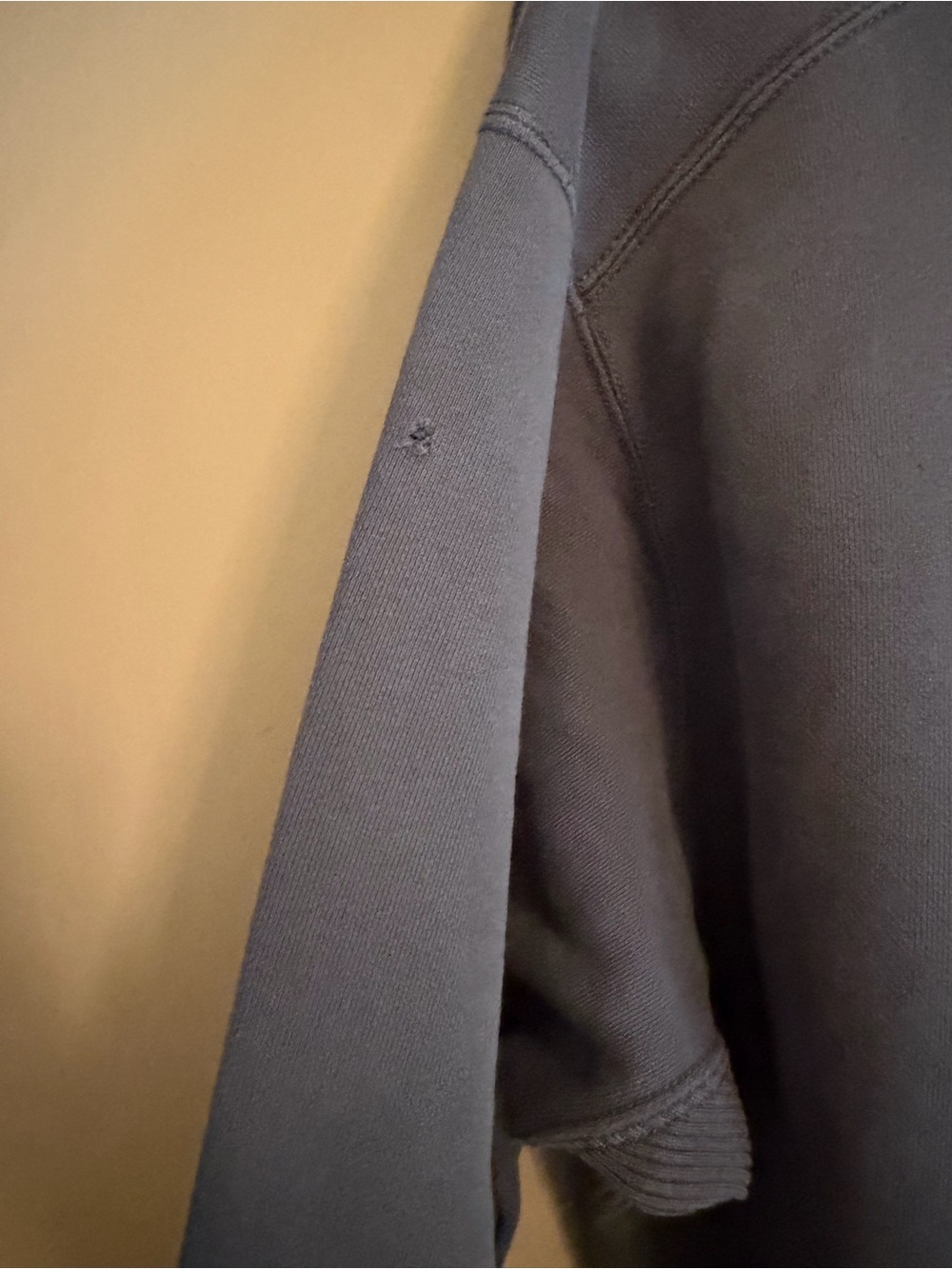 Eddie Bauer Men's Crewneck Sweatshirt in Slate Blue with Subtle Logo - Picture 6 of 7